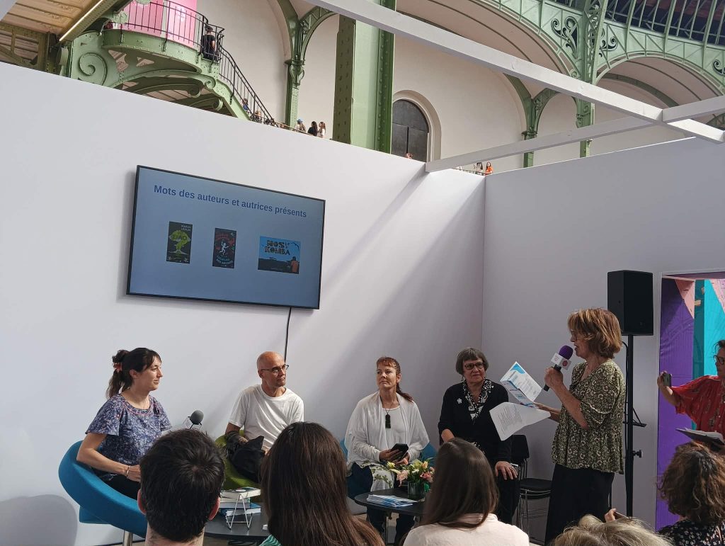 Messenger_creation_B9BA745E-B8F6-4E8A-BA0D-63DFDE40B0B2